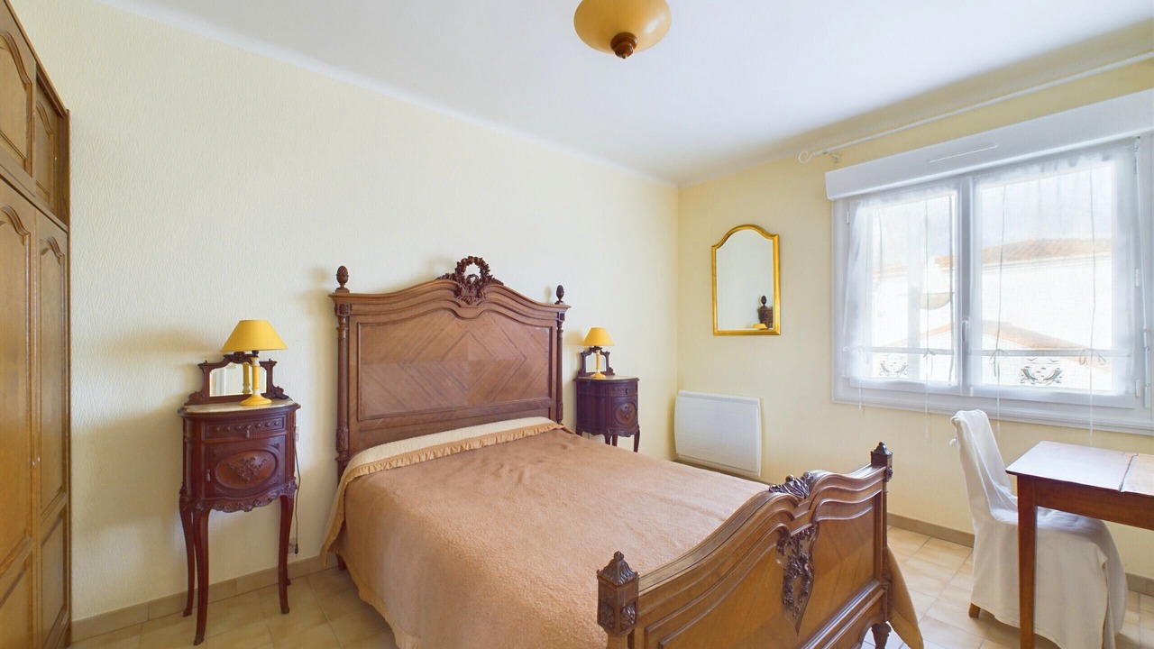 Photo of Bedroom in Brem Sur Mer