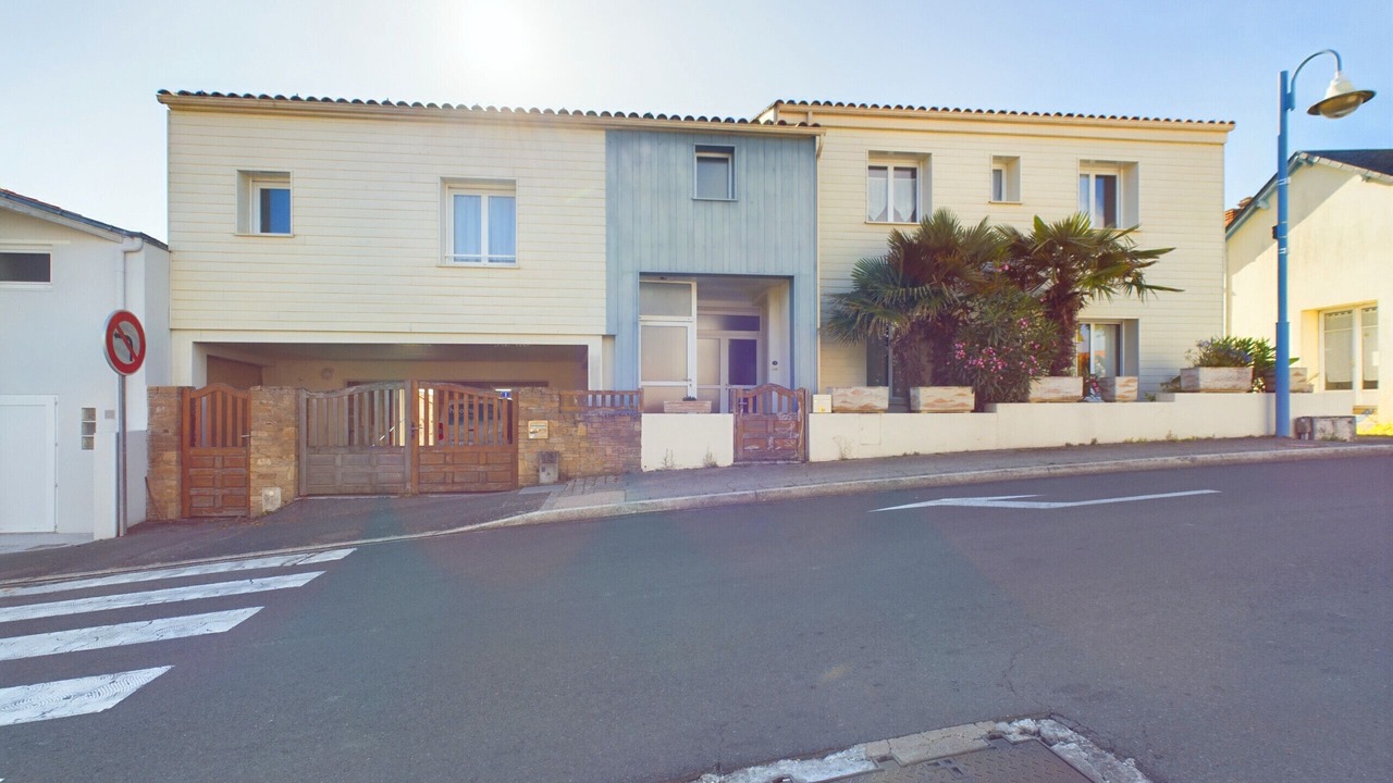 Photo of Outdoor in Brem Sur Mer