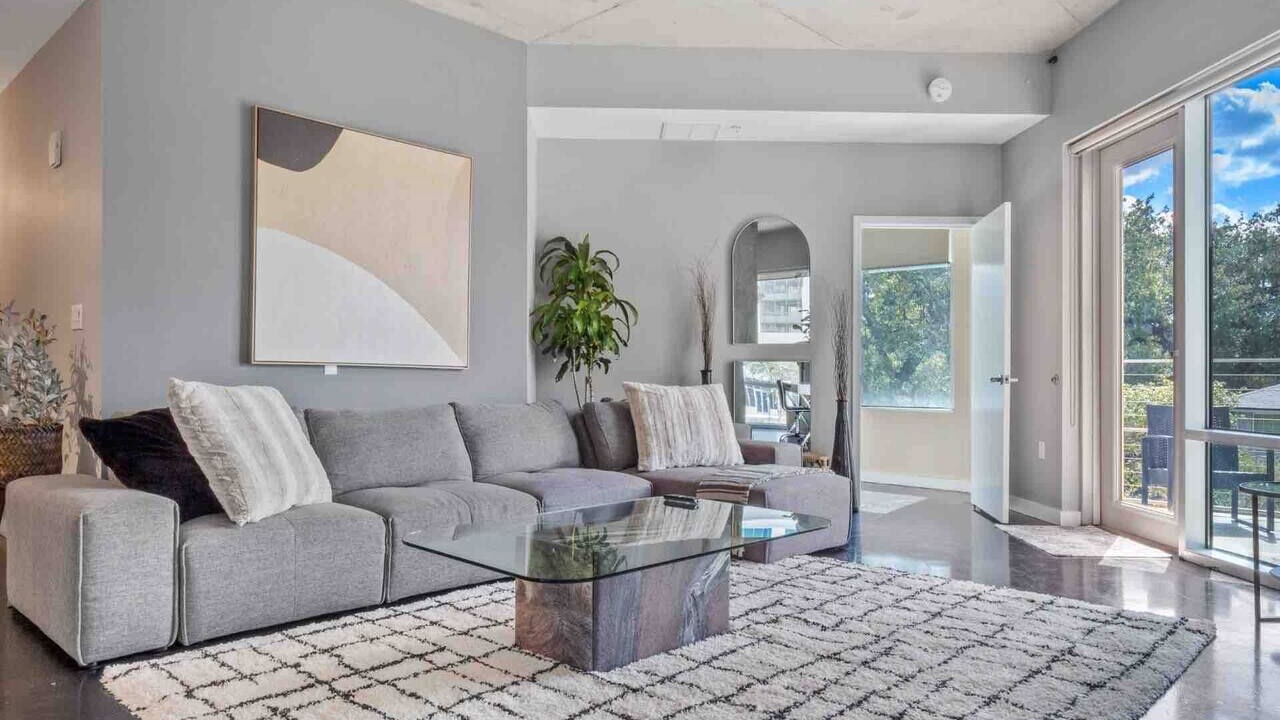 Photo of Livingroom in South Eola