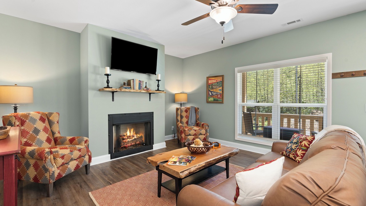Photo of Livingroom in Maggie Valley