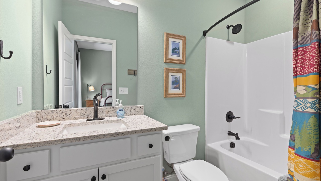 Photo of Bathroom in Maggie Valley