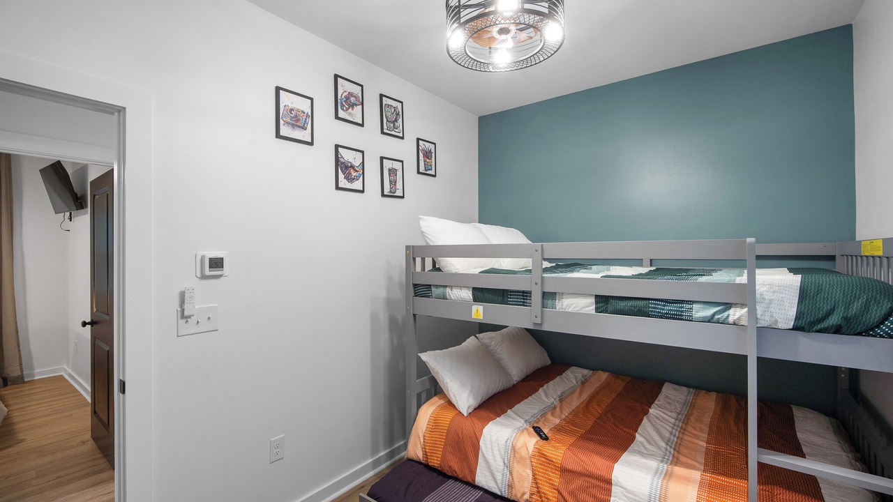 Photo of Bedroom in Southmont