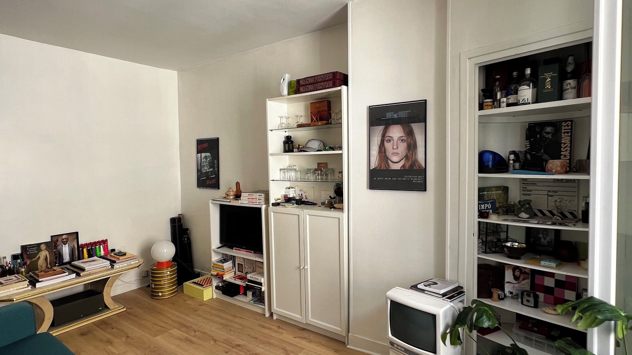 Photo of Livingroom in Republique–Point-du-Jour