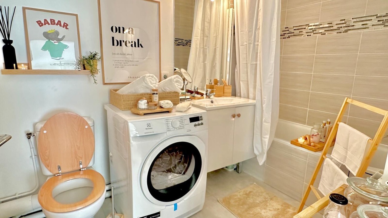 Photo of Bathroom in Bezons