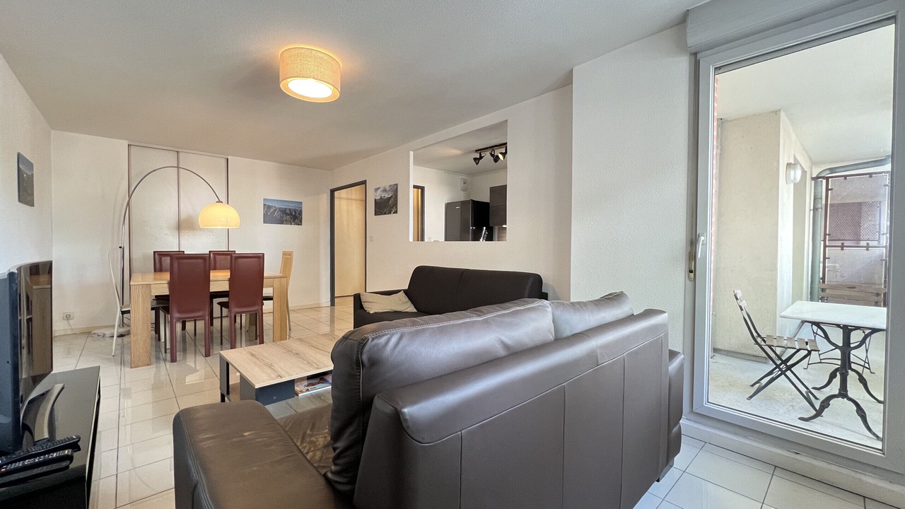 Photo of Livingroom in Minimes - Barriere de Paris