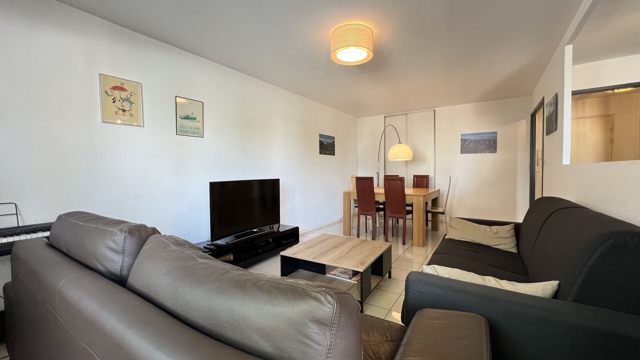 Photo of Livingroom in Minimes - Barriere de Paris