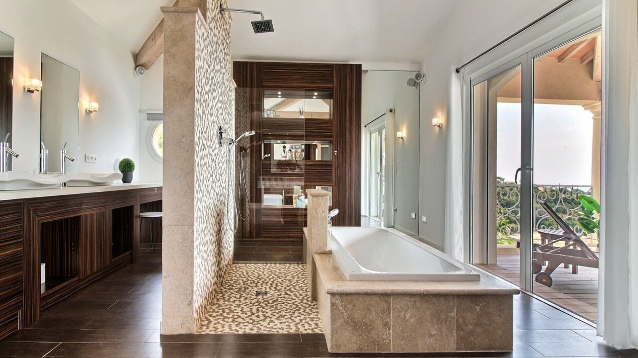 Photo of Bathroom in La Nartelle