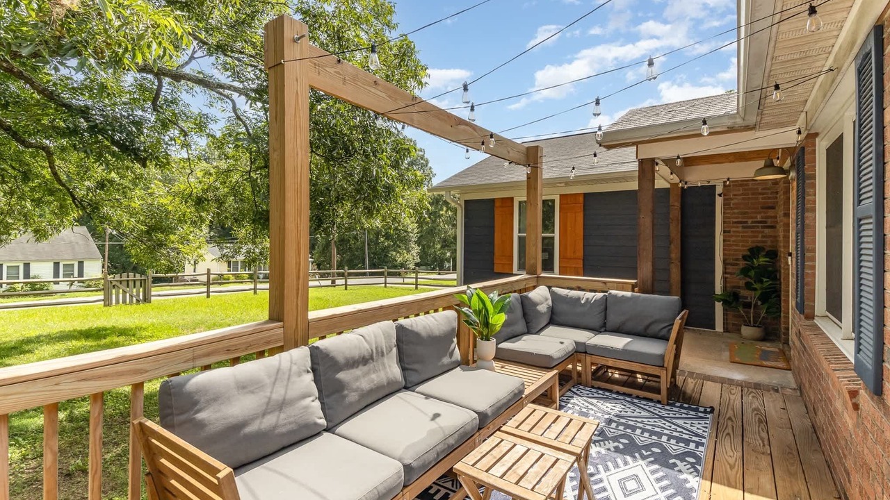 Photo of Outdoor in South Belmont