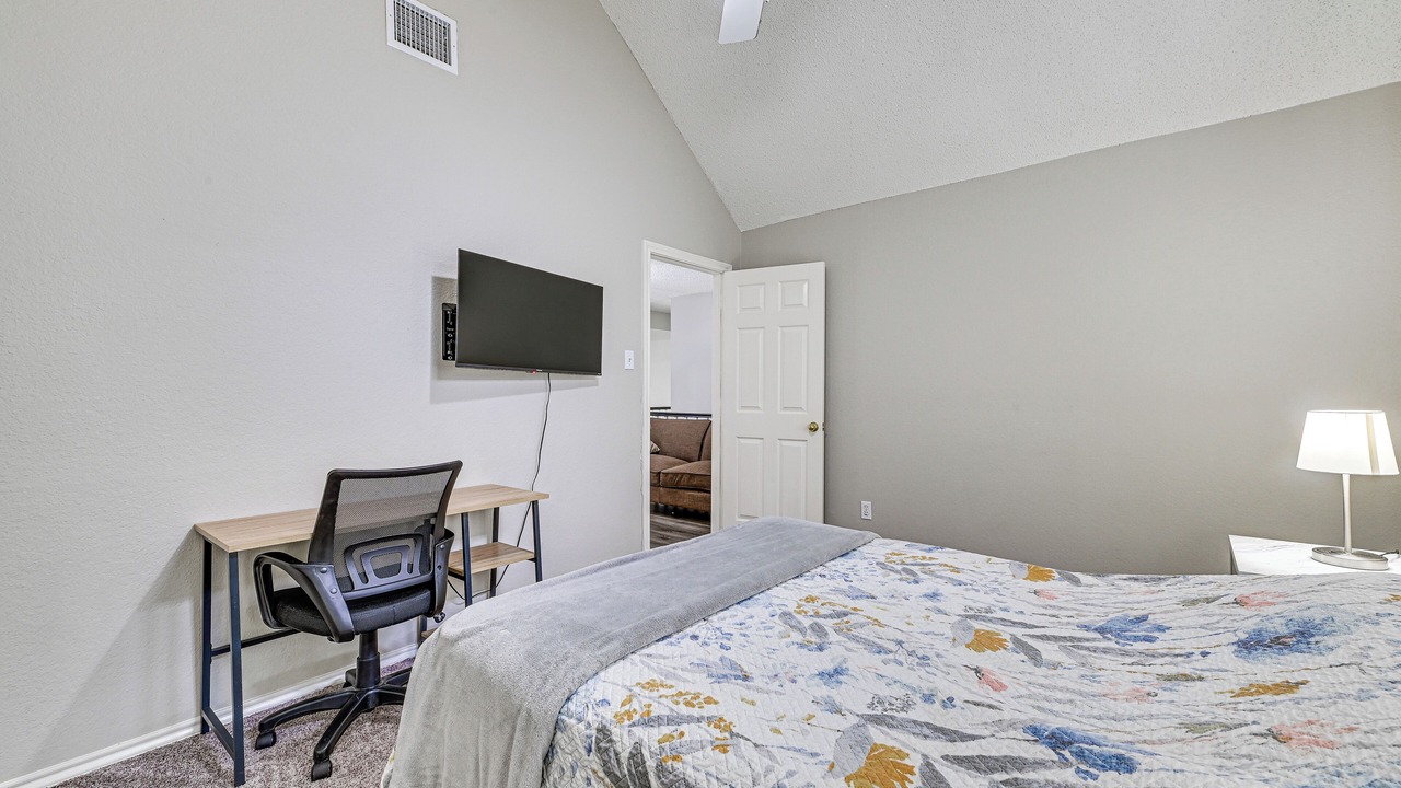 Photo of Bedroom in North Central Carrollton