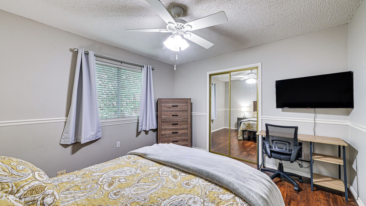 Photo of Bedroom in North Central Carrollton