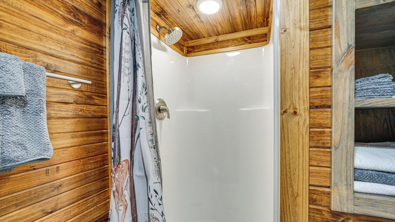 Photo of Bathroom in Broken Bow