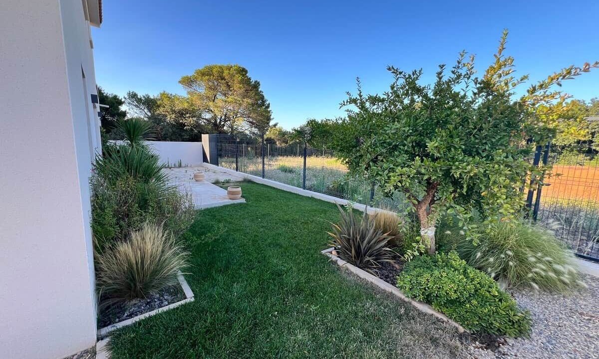 Photo of Outdoor in Bellegarde