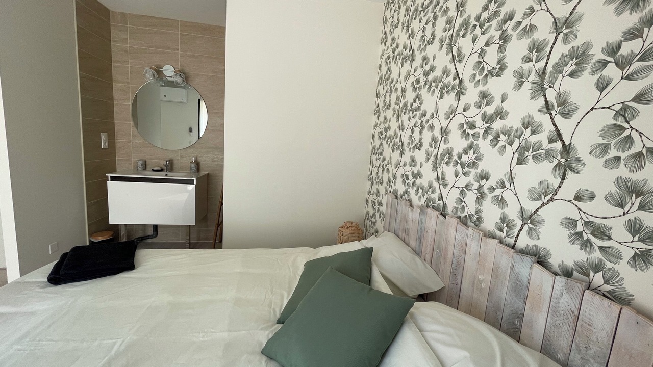 Photo of Bedroom in Laval