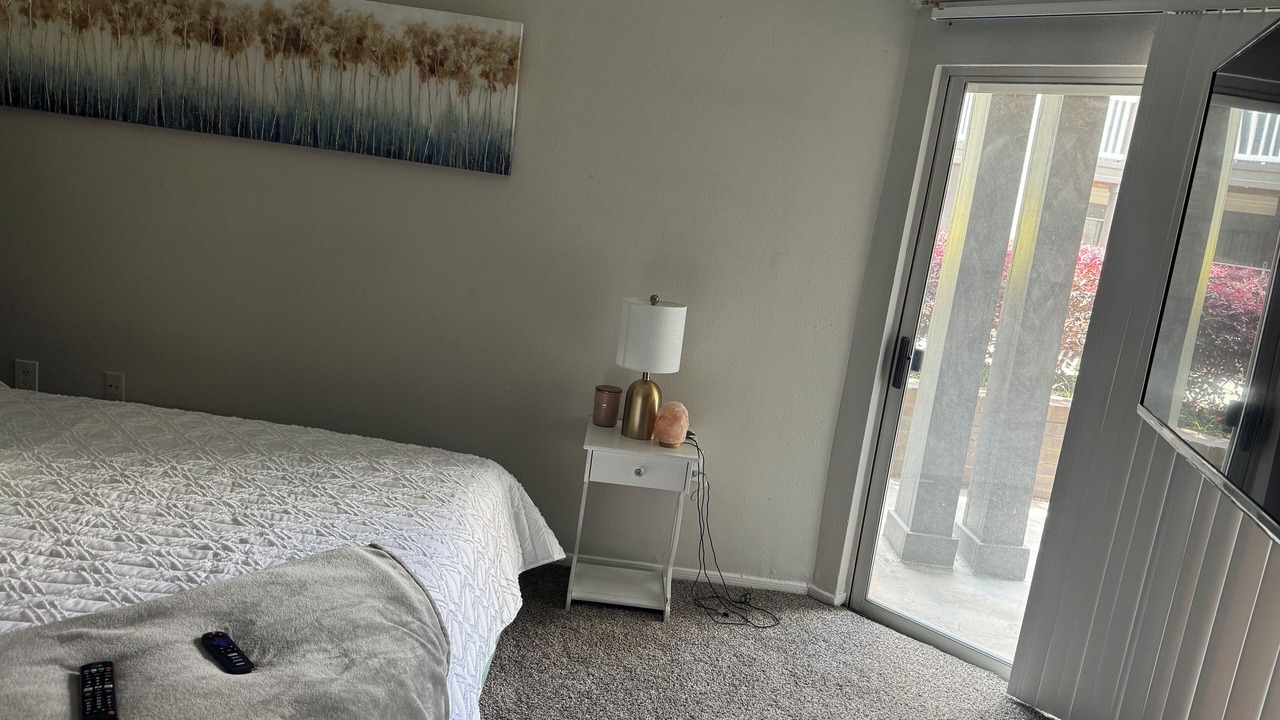 Photo of Bedroom in Dunwoody