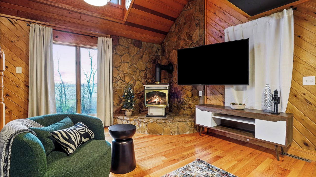 Photo of Livingroom in Laurelville