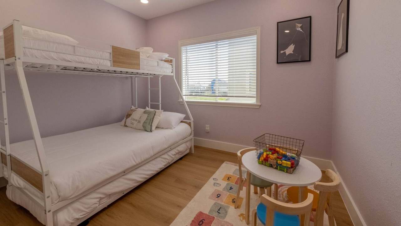 Photo of Bedroom in Surfside Beach