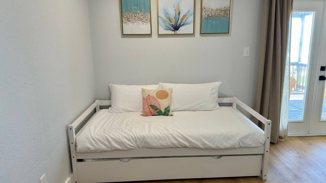 Photo of Bedroom in Surfside Beach