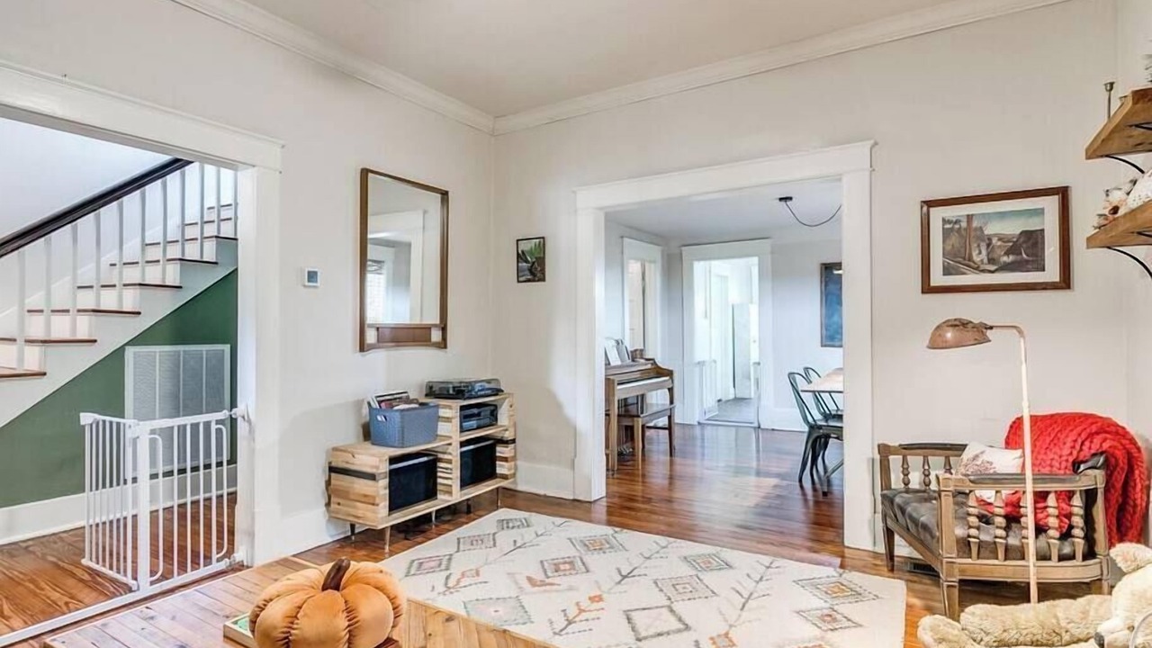 Photo of Livingroom in Guthrie