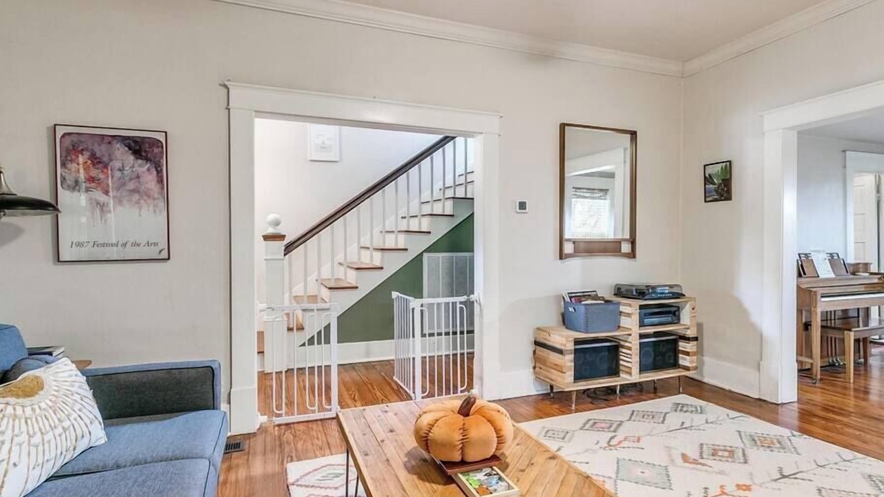 Photo of Livingroom in Guthrie