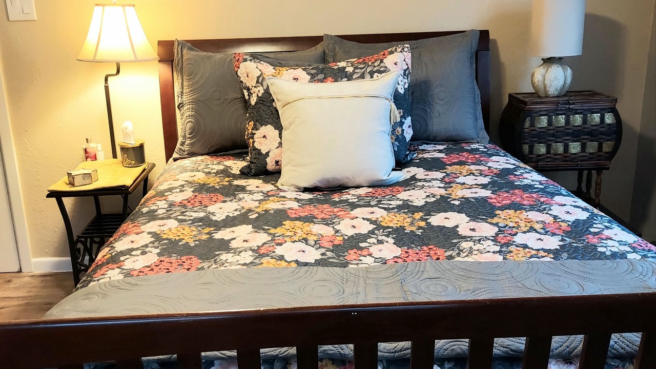 Photo of Bedroom in Elm Mott