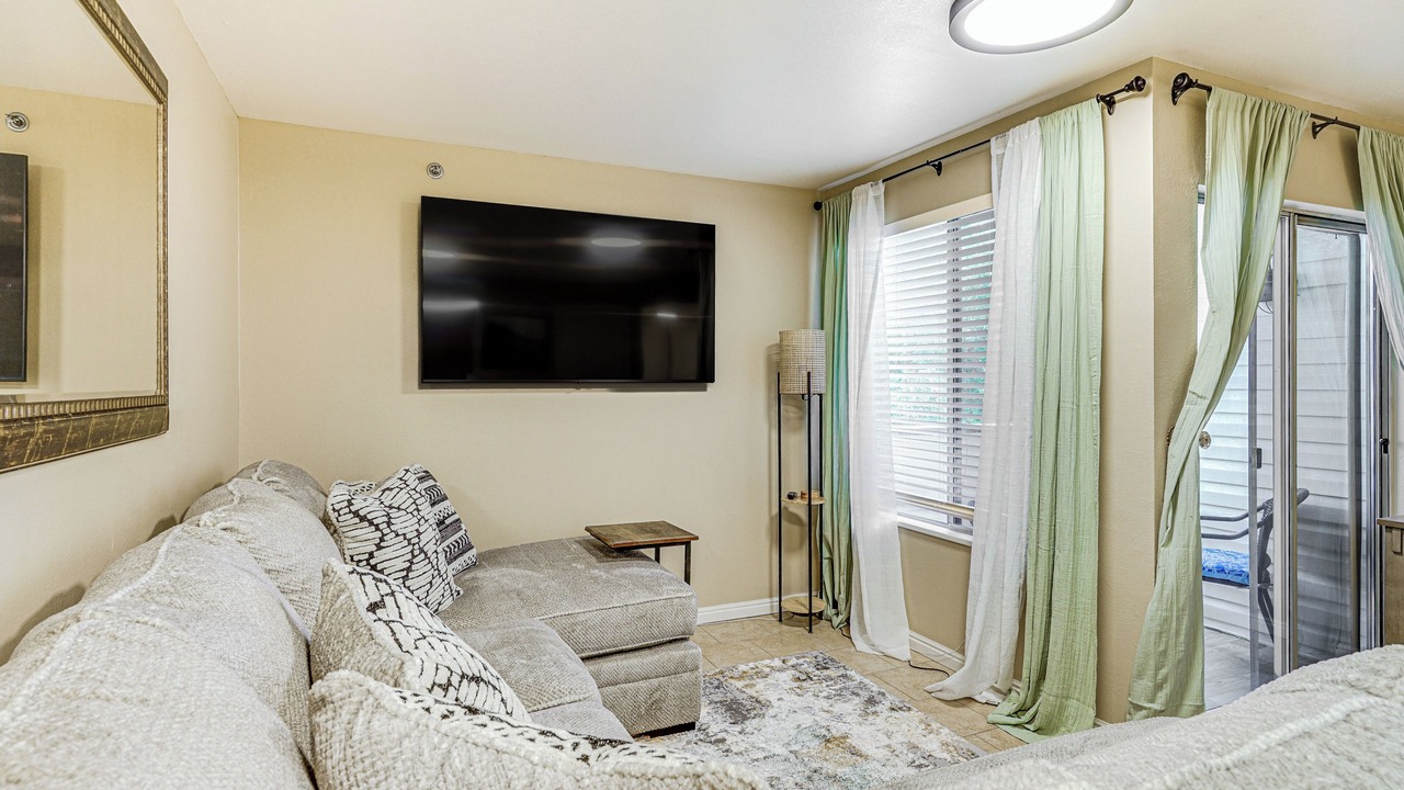 Photo of Livingroom in East Central
