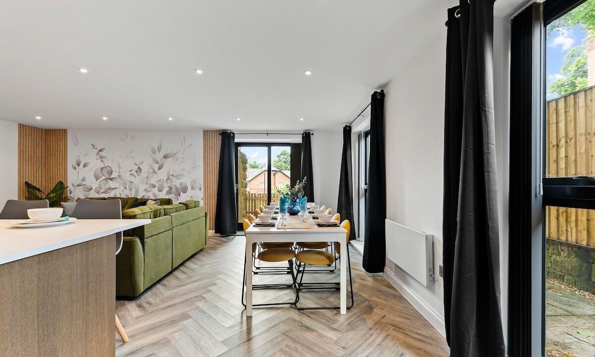 Photo of Others in Leeds