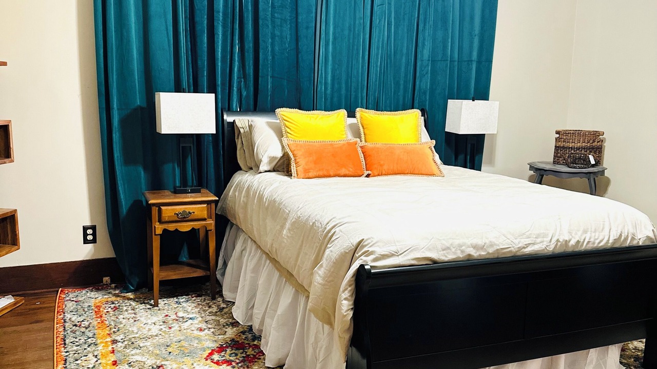 Photo of Bedroom in Sulphur