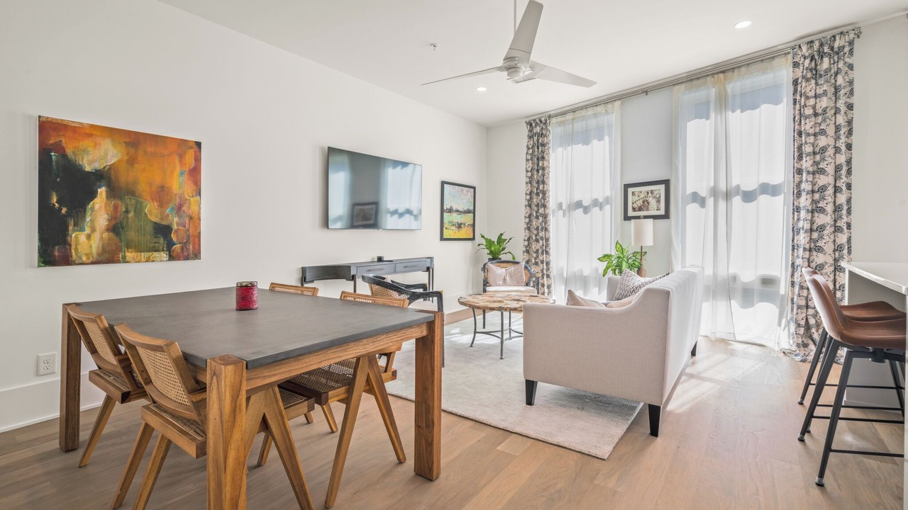 Photo of Livingroom in Chattahoochee Hills