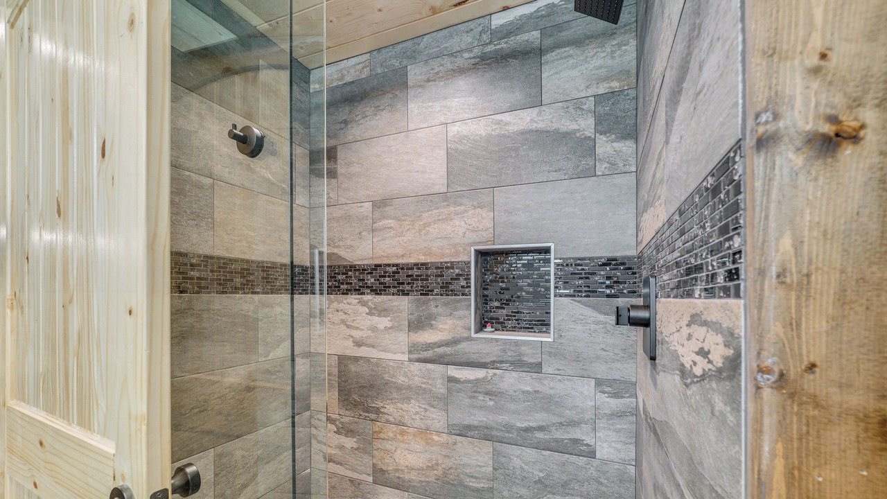 Photo of Bathroom in Broken Bow