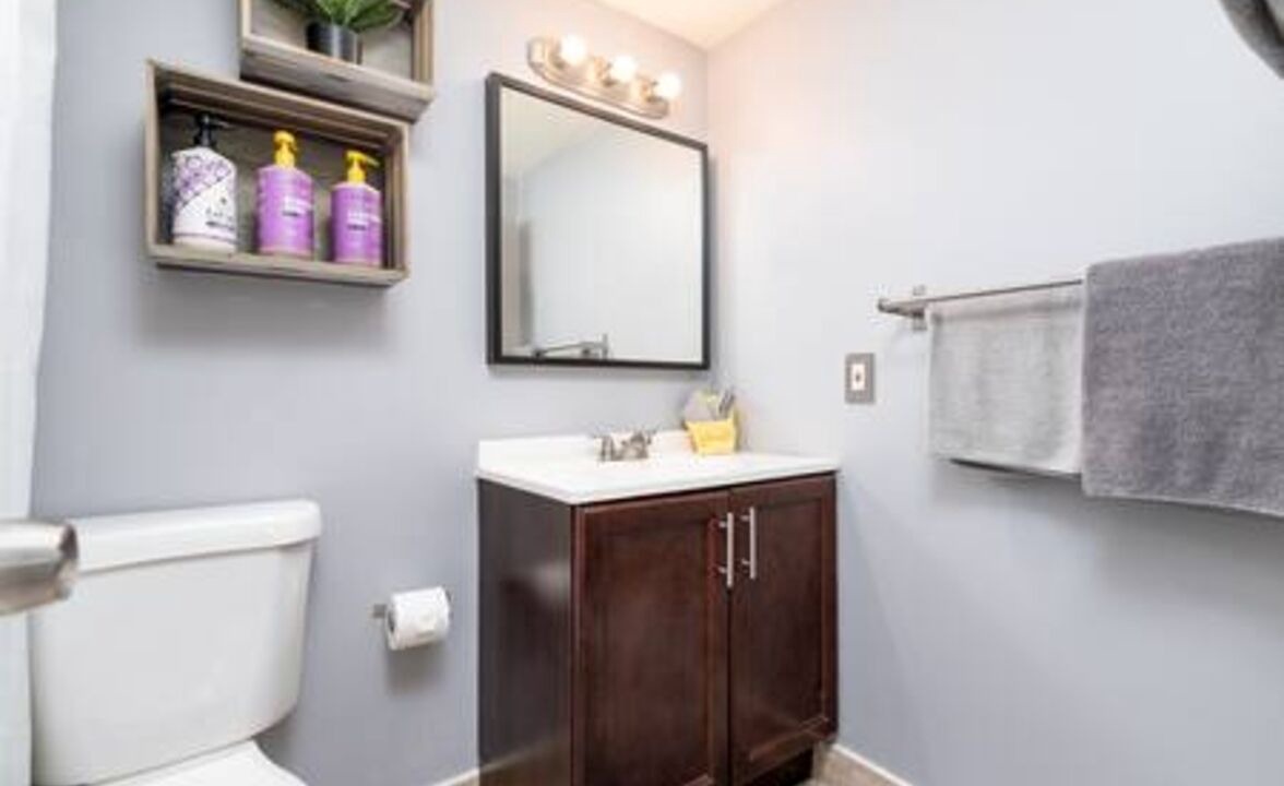 Photo of Bathroom in Coral Heights