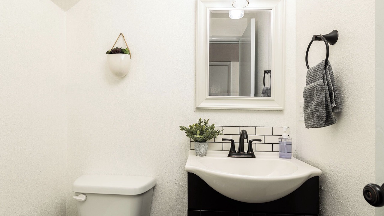 Photo of Bathroom in Veterans Park