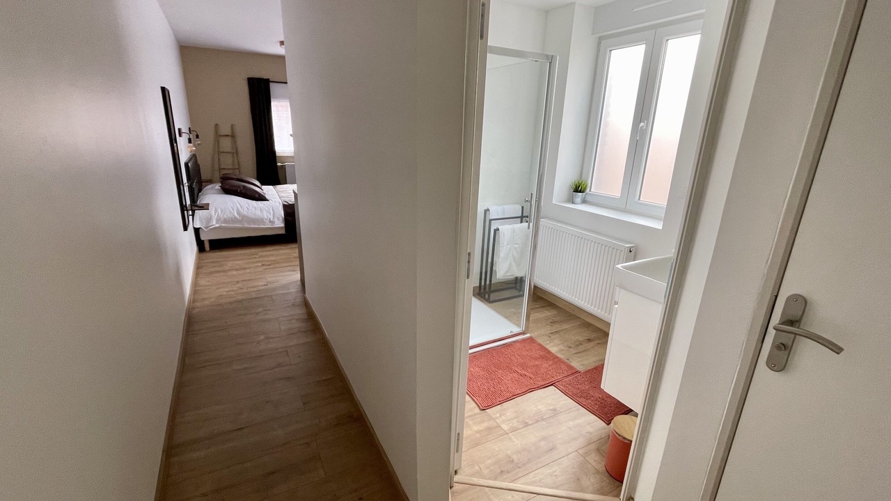 Photo of Bedroom in Lens