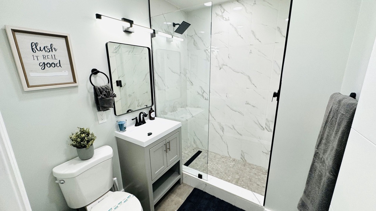 Photo of Bathroom in Lake Ridge