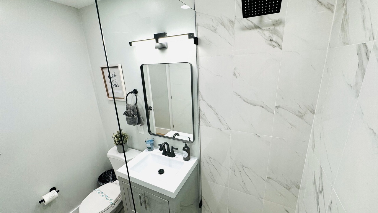 Photo of Bathroom in Lake Ridge