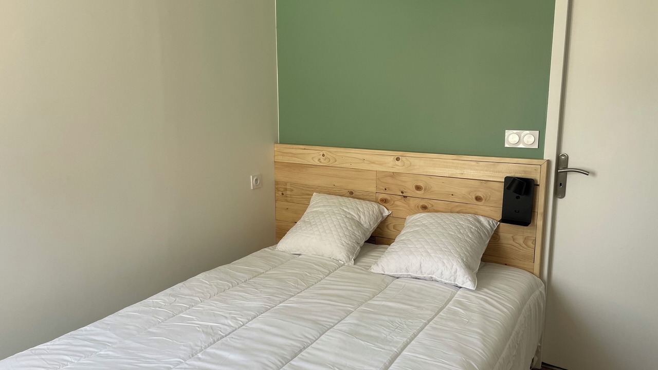 Photo of Bedroom in Saint-Symphorien-d'Ozon