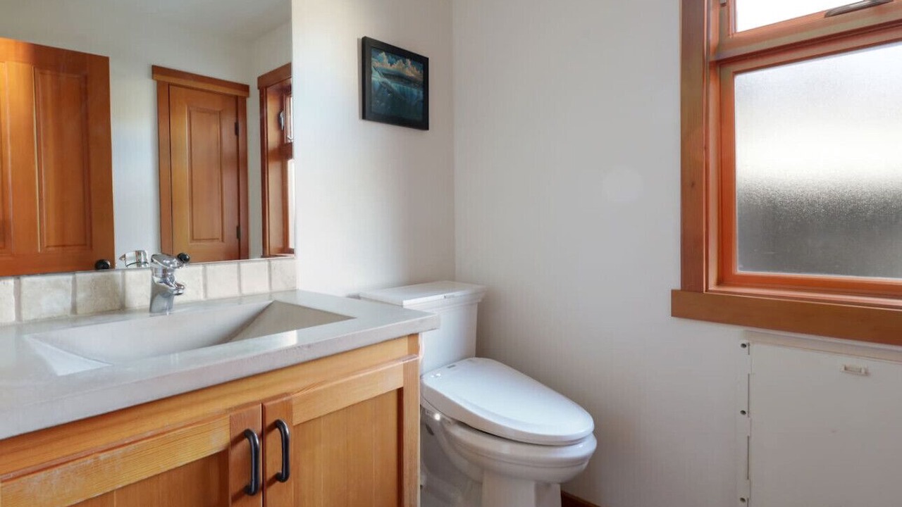 Photo of Bedroom in Clinton