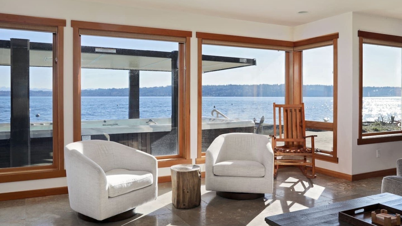 Photo of Bedroom in Clinton