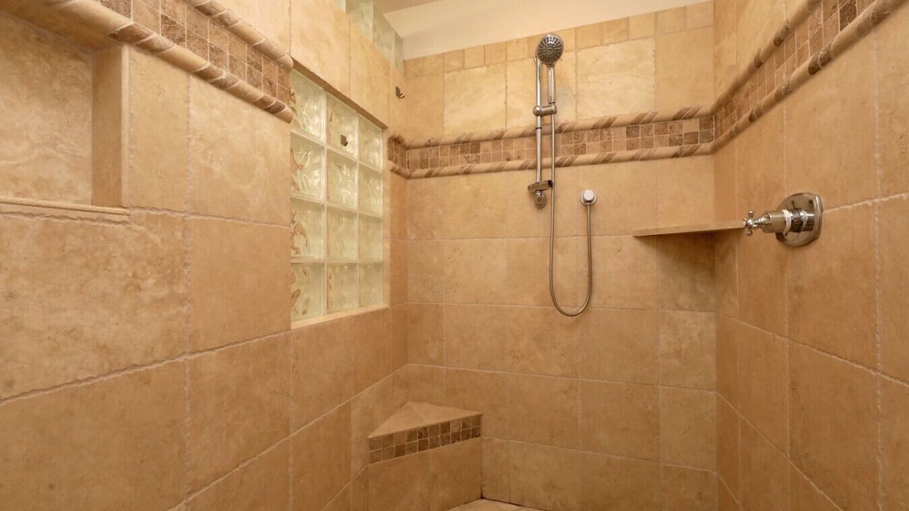 Photo of Bathroom in Clinton