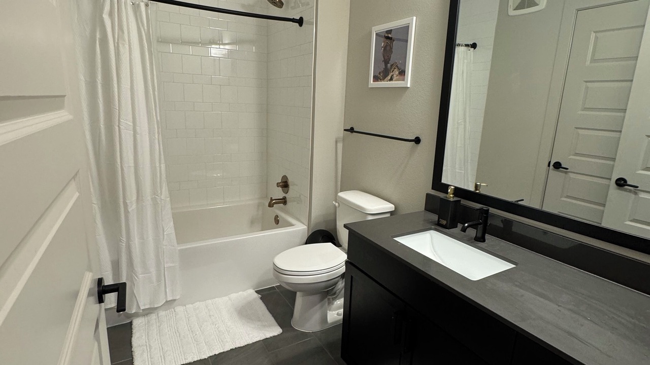 Photo of Bathroom in Deep Ellum
