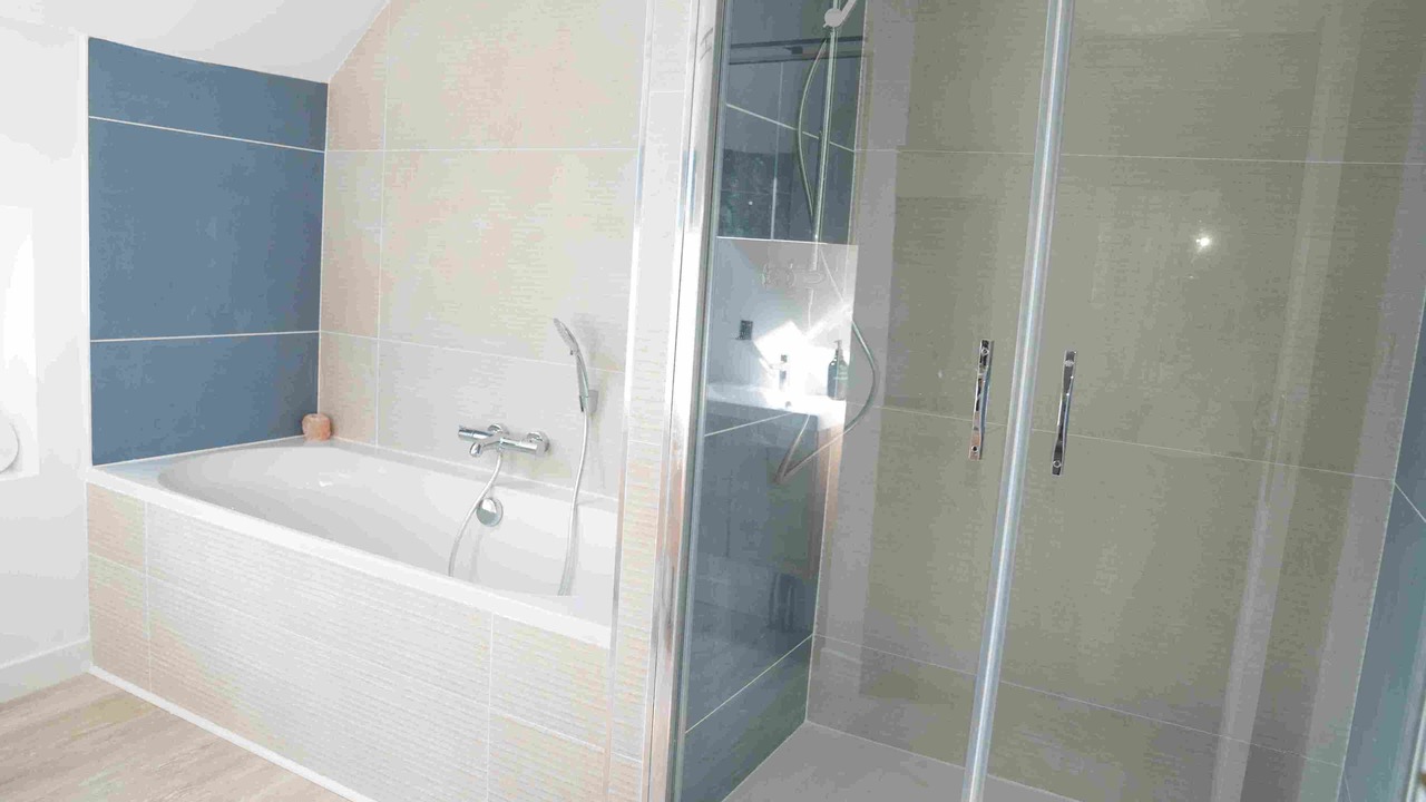 Photo of Bathroom in Villainville