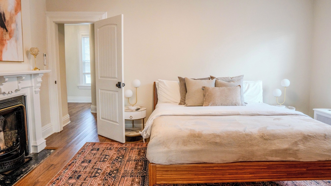 Photo of Bedroom in Orange