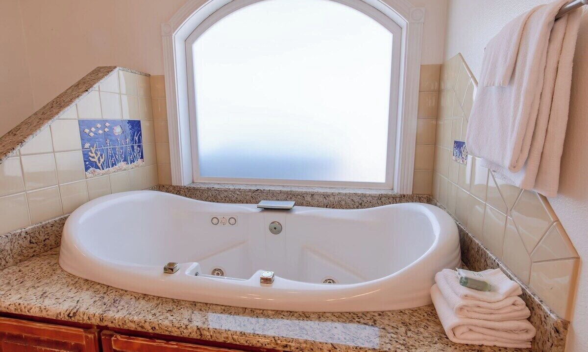 Photo of Bathroom in Kiwanda Shores