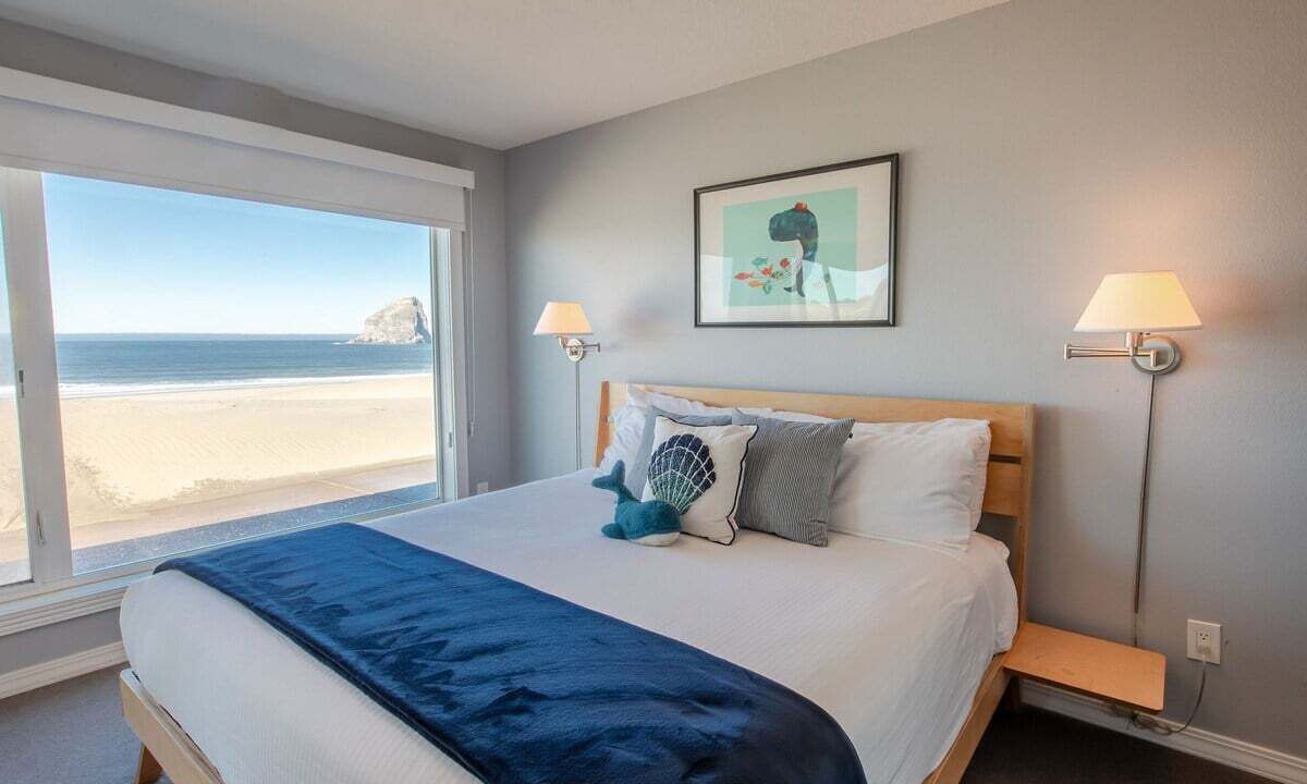 Photo of Bedroom in Kiwanda Shores
