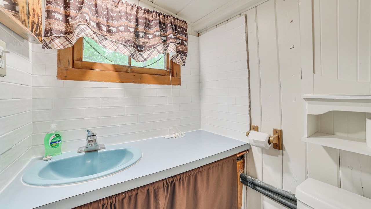 Photo of Bathroom in Rose City