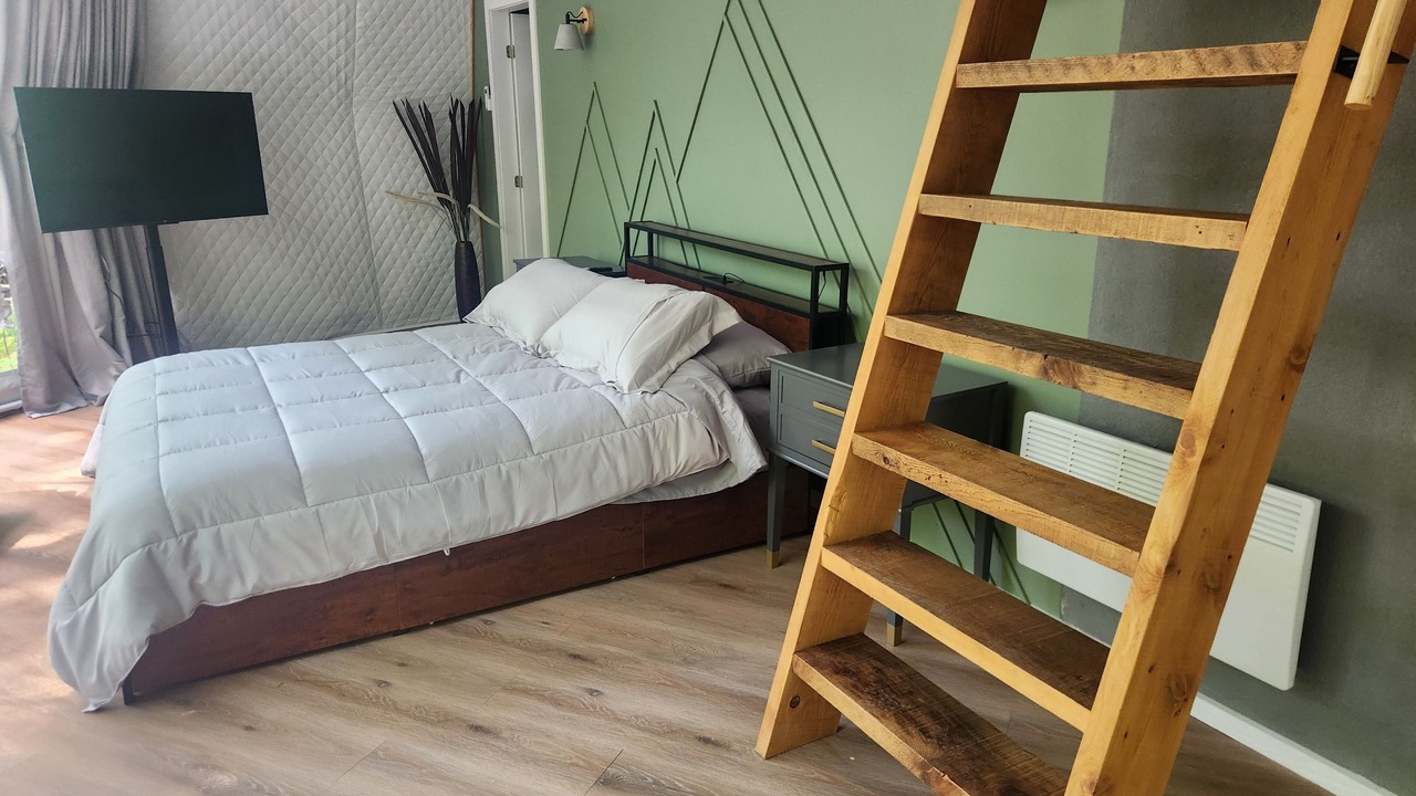 Photo of Bedroom in Brownsburg-Chatham
