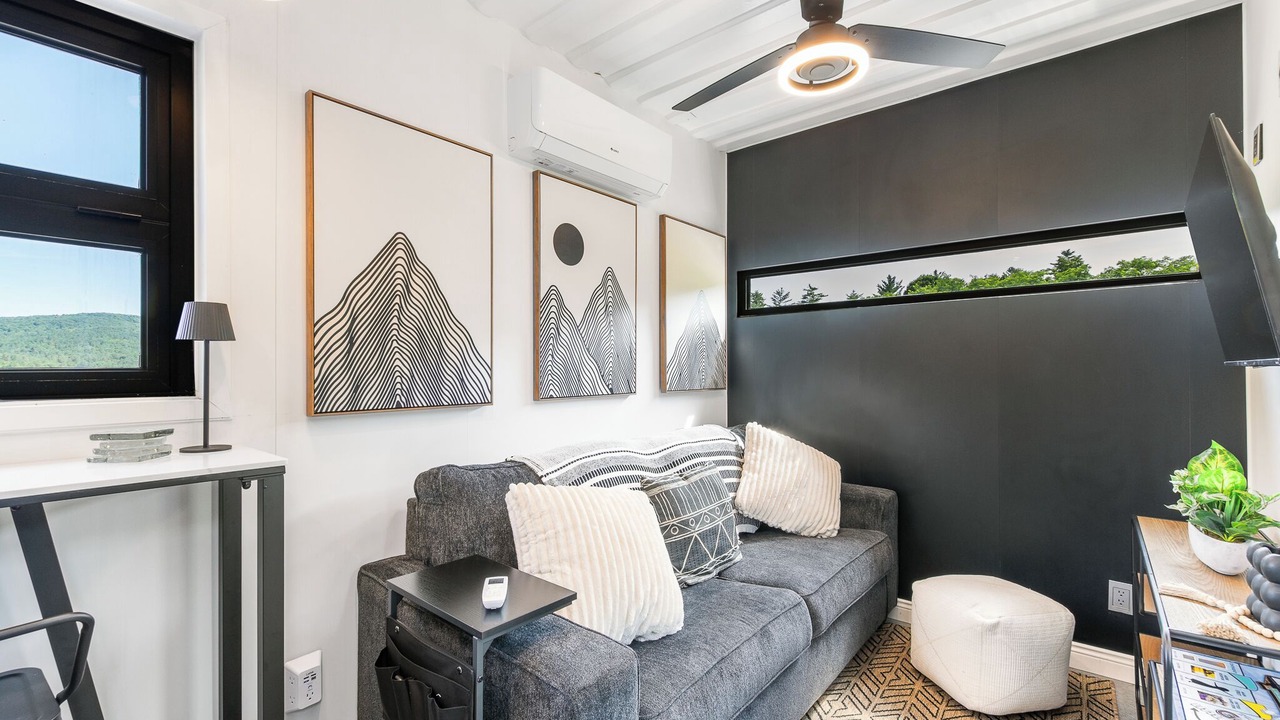 Photo of Livingroom in Littleton