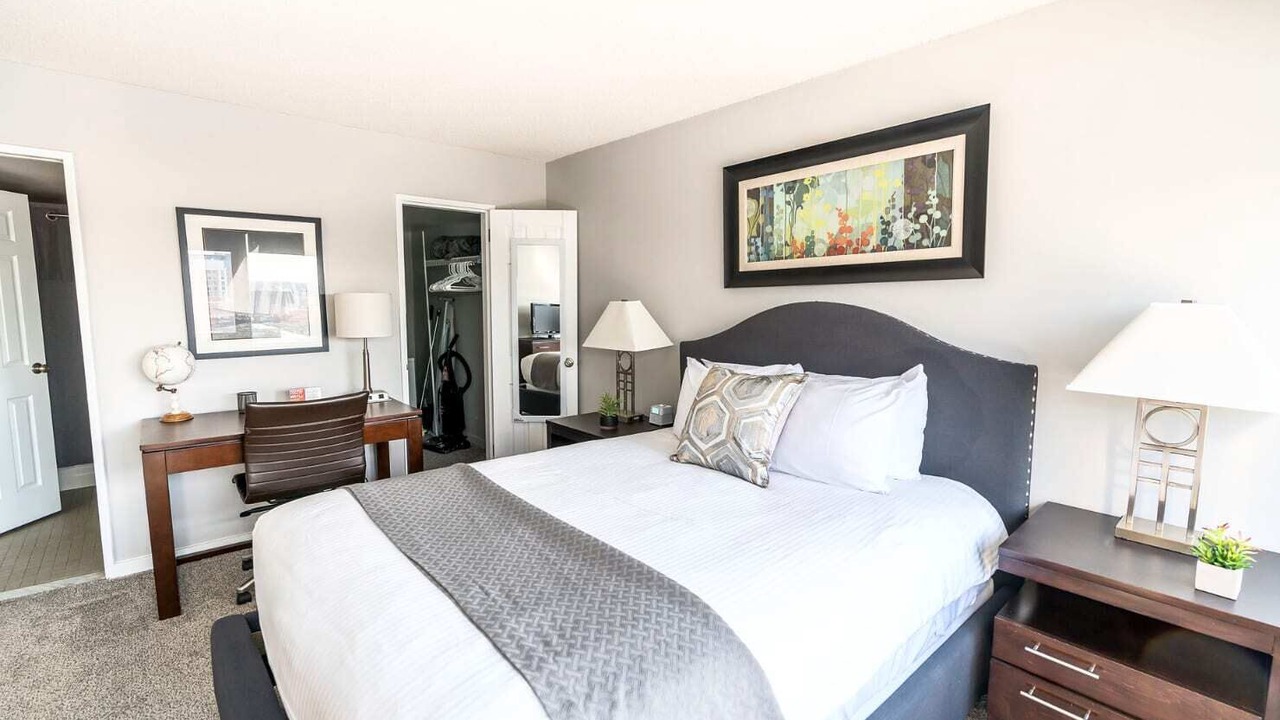 Photo of Bedroom in Downtown