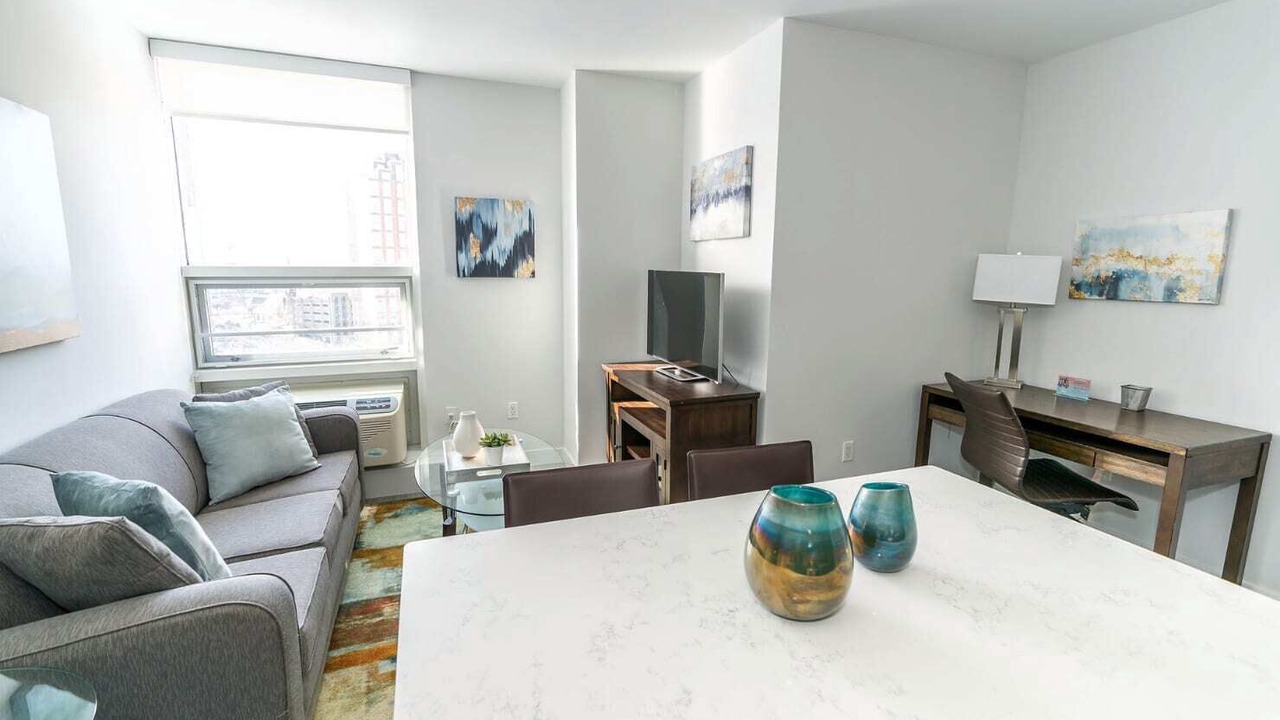 Photo of Livingroom in New Rochelle