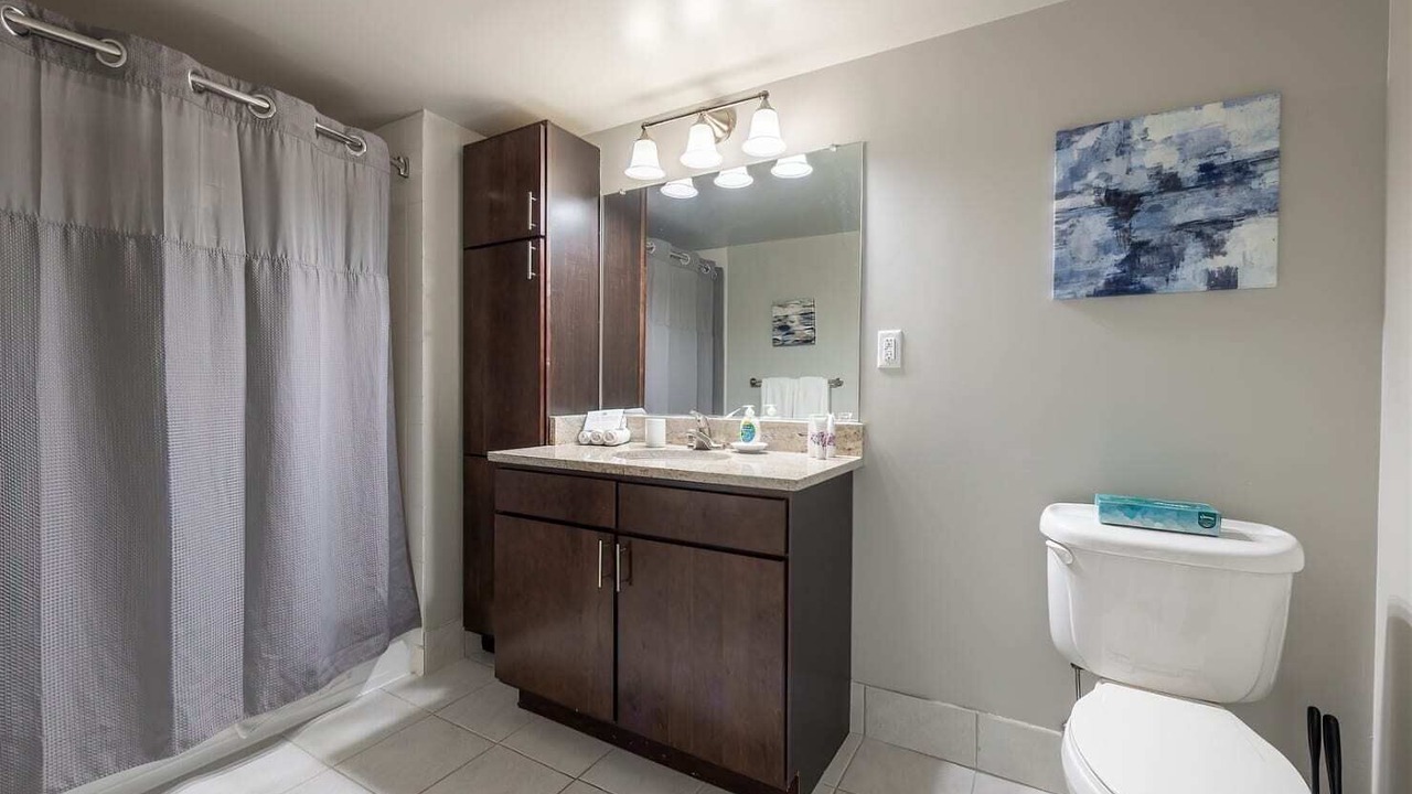 Photo of Bathroom in White Plains