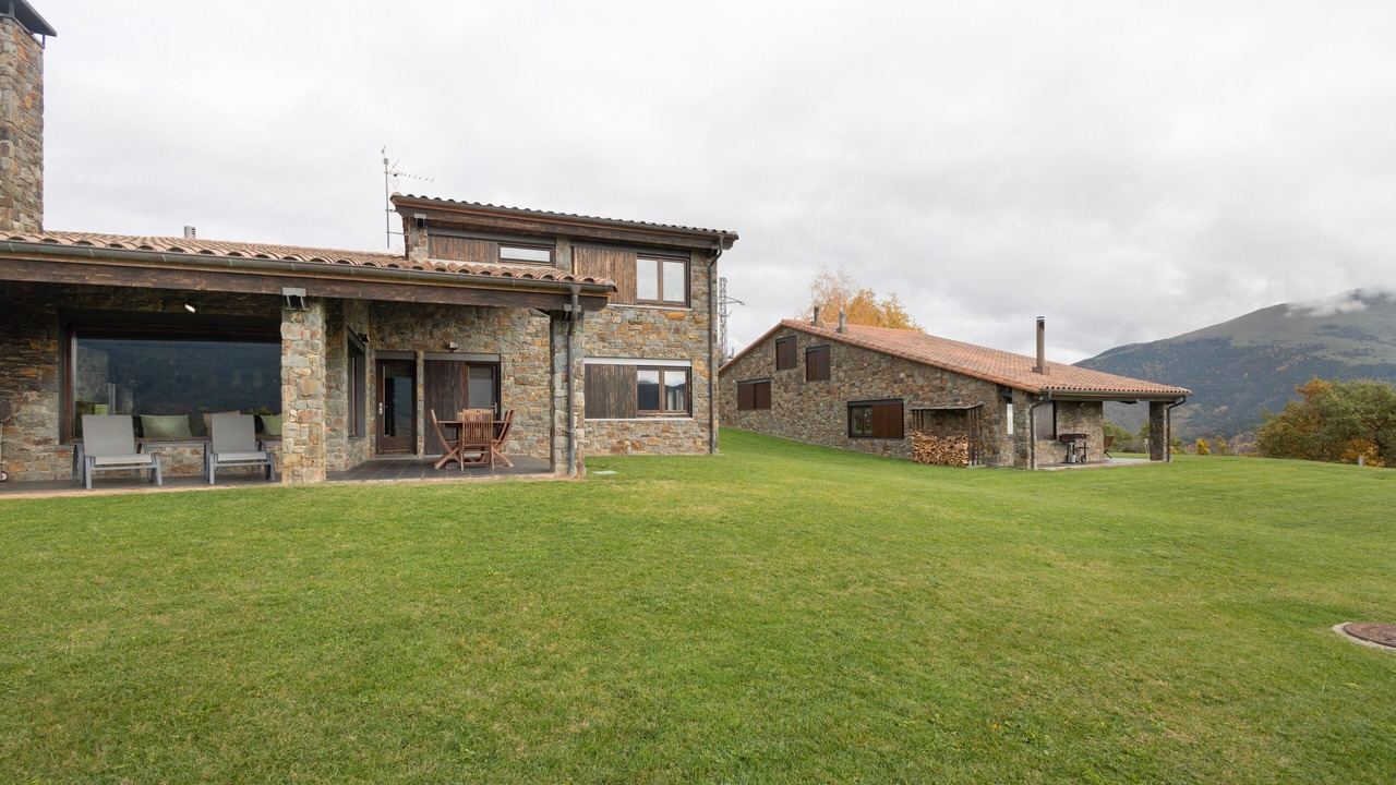 Photo of Outdoor in Campelles
